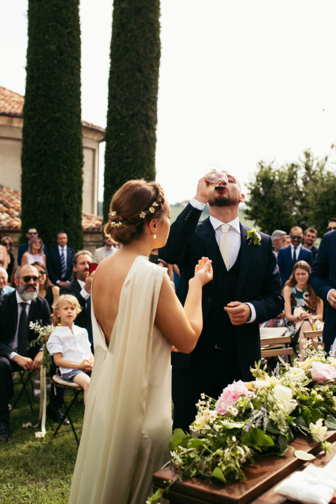 Claudia and Furio's intimate wedding ceremony in the vineyards of the Langhe