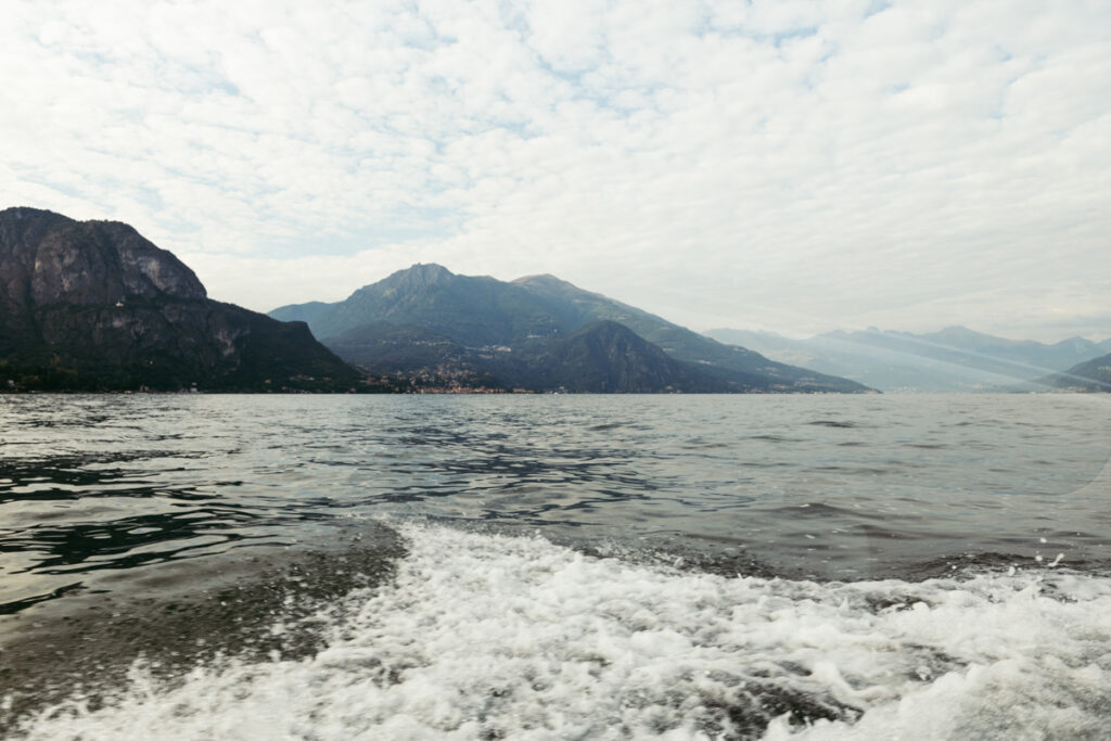 View of the boat’s wake as it moves across the waters of Lake Como